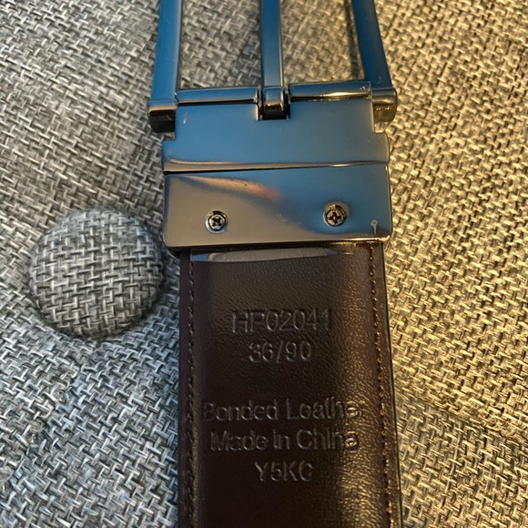 New Perry Ellis belt - Picture 2 of 3